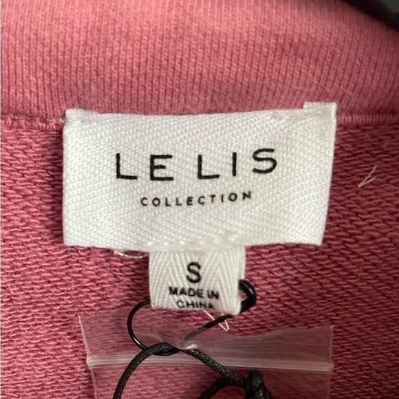 Le Lis Collection Pink Cropped Sweatshirt. New With Tags. - Picture 4 of 7